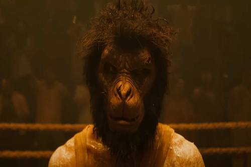 Tráiler de “Monkey Man. El Despertar de la bestia” (Monkey Man).