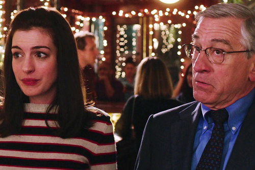 the intern pasantes de moda trailer